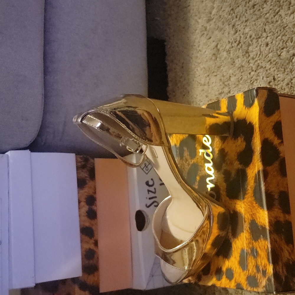Ladies heels